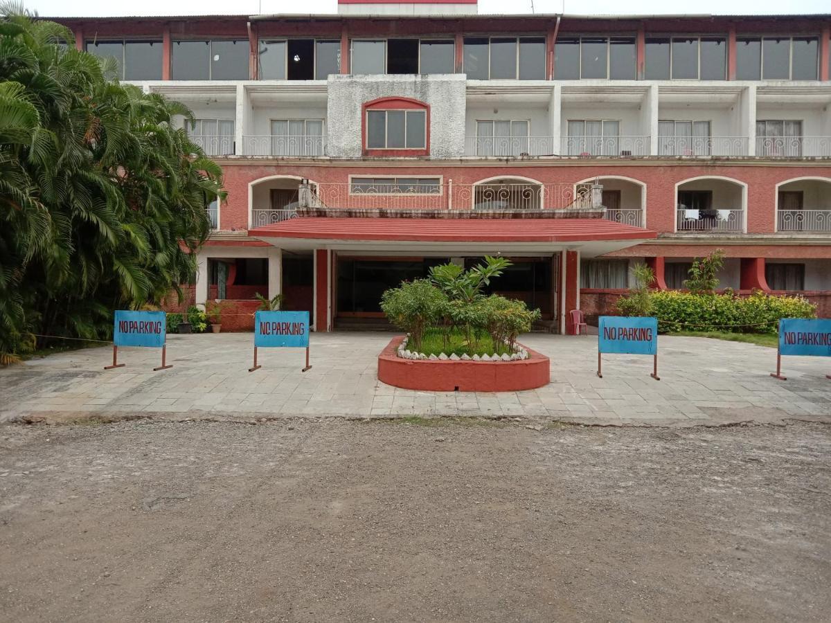 Collection O Martins Inn Arnalapada Exterior photo